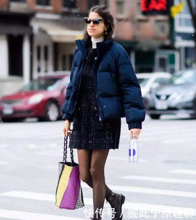 长度|最近火了一种穿法,叫“及臀羽绒服+裙子”,保暖显瘦,照穿准美