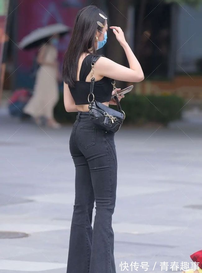 女人|奔四的女人少“逞强”,穿衣搭配要符合身形,才能确保不掉队!