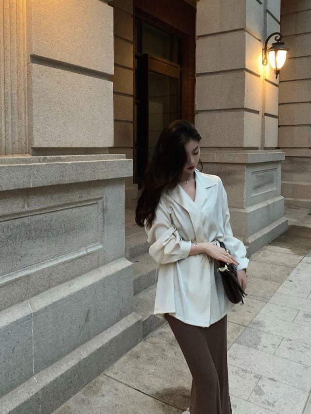 bl40+职场熟女不必年龄焦虑!学会这几套通勤风,能让你提高气质