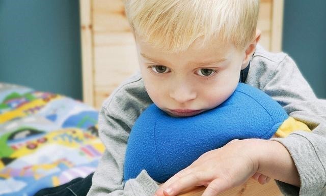 宝爸|“接生了一天全是男孩”,护士随口一个抱怨,让男孩家长心里一紧