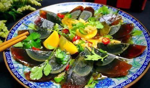 皮蛋|开餐馆的小姨告诉我，在外头吃饭，这3道菜千万别点，“脏”