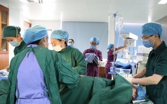 无痛|在进产房前,孕妈到底该穿裤子还是裙子大夫给出了建议,别忽视