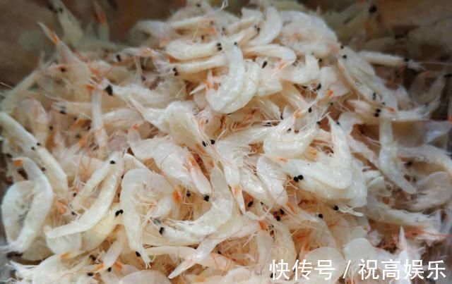 橙子|怀孕期间,4种食物孕妈要舍得买来吃,或对胎儿的发育有好处