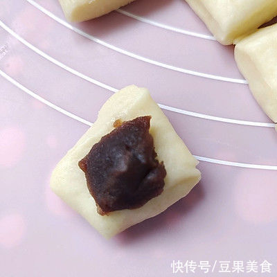 豆沙气泡小面包,不用厨师机也能做的面包