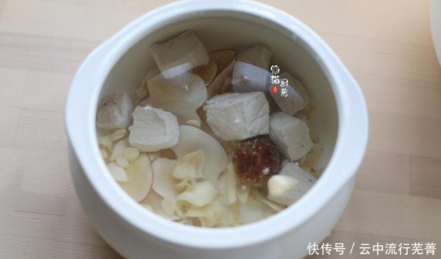 肠胃|广东妈妈冬天常煲的汤,小孩多喝清润不咳嗽,妈妈多喝肠胃更健康