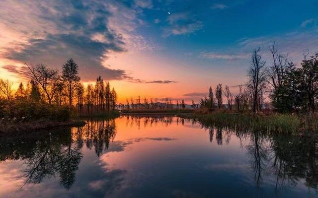 K夜读 声音里的春城百味（九）——英雄和她的天女城——昆明广播电视台