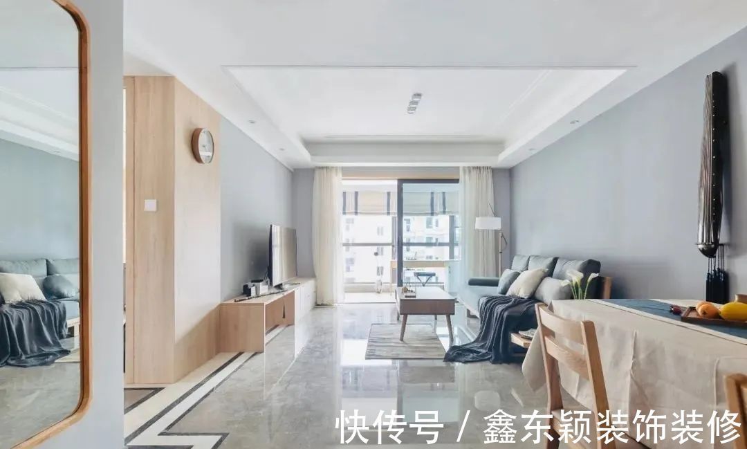 客餐厅|110平三居室，花11万精装房改造，卡座+餐边柜设计，温馨实用！