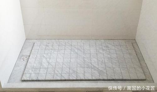装修|越来越多人卫生间装修不贴瓷砖了,不得不夸聪明,懊悔察觉太晚了
