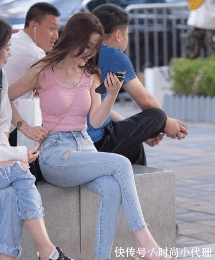 上衣|粉色针织上衣,时尚减龄,仙女气十足