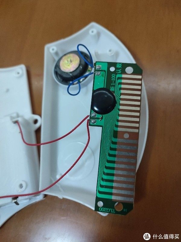 改造 篇六：把废品拆一拆，拆成一个另类的掌上钢琴玩一玩