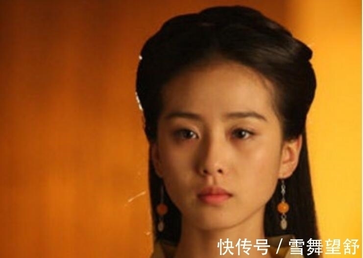 宋青书$黄衫女最后和谁结为了夫妻?一个是全真教高手,一个是魔教教主