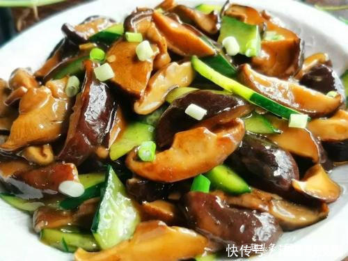 维生素e|黄瓜别凉拌了,加点以下食材,炒一炒,润肤淡皱纹,出锅就扫光