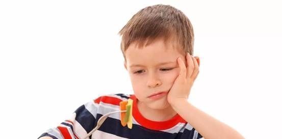 秦女士|14岁男孩才1米43,孩子矮,除了遗传影响,这3大忌讳也不能犯