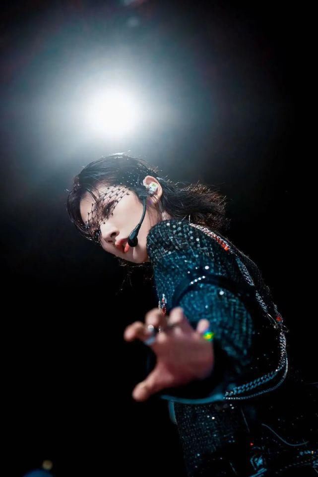 国际级“混战”，《创4》一公舞台MVP测评