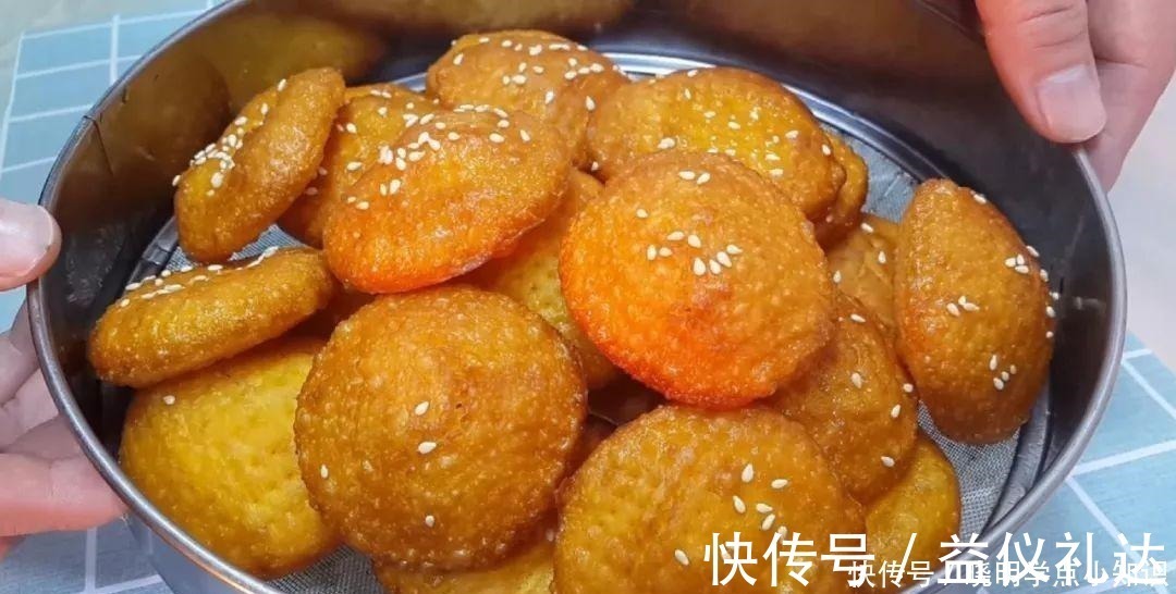 油条|半个南瓜,1个鸡蛋,不用一滴水,比油条做法简单,比蛋糕都好吃