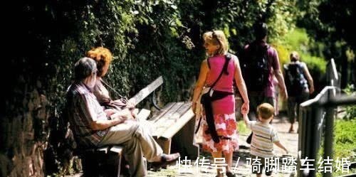 他的一生$他一生没离开过家乡,为了学术放弃结婚,成为德国最伟大的哲学家