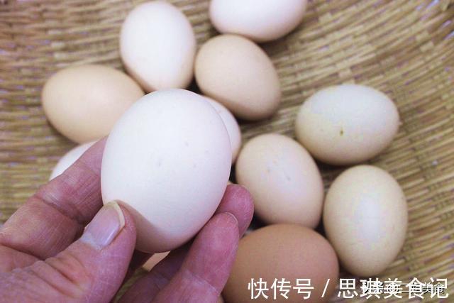 鸡蛋壳|买鸡蛋时，人造鸡蛋和天然鸡蛋如何区分？认清4点，以后别弄错