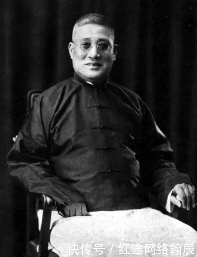 南开大学创始人,一生所有捐献南开教育,晚年参加校庆被拒之门外