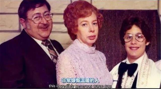 养父母|三胞胎被不同家庭收养,20年后变化惊人:家庭教育,影响孩子未来