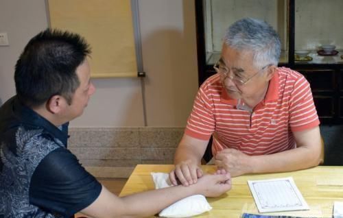 莲子|入睡难、睡不好是心火旺?千年医圣有张“睡心方”,解失眠难题