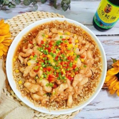 鲜美|#不容错过的鲜美滋味#蒜香巴沙鱼蒸金针菇