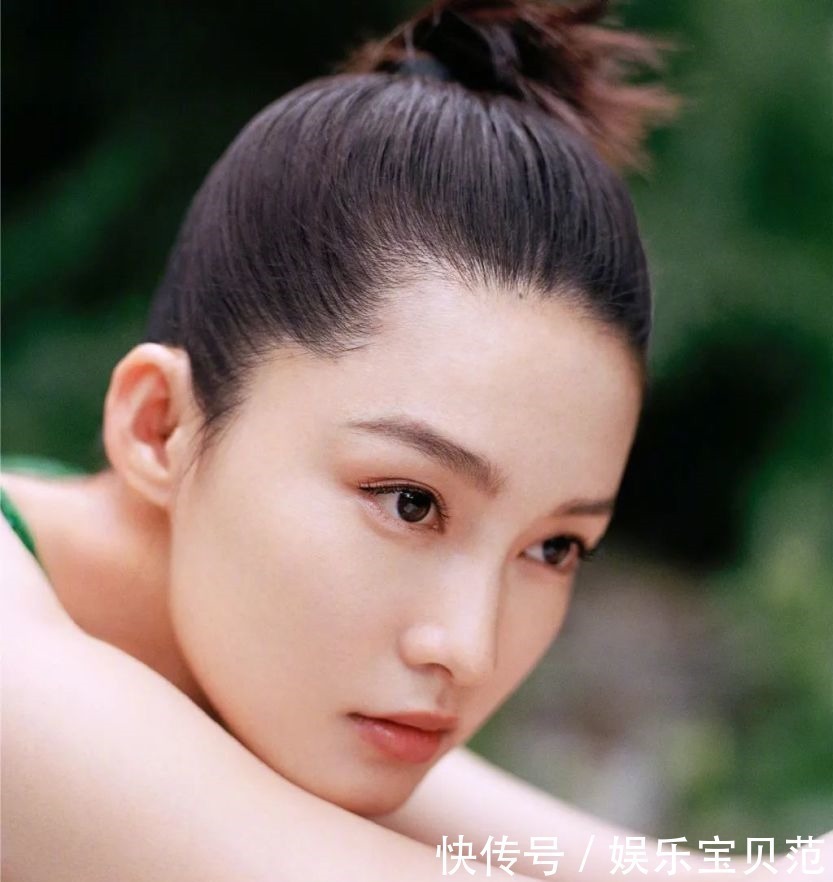 双眼皮、一字眉已经过时了，现在的美女标准是这样……