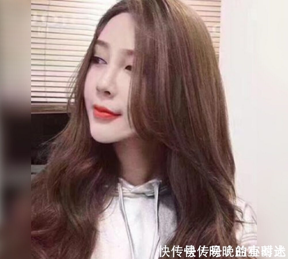 发型师 30岁的女生尝试这几款发型,好打理又减龄,发型师:百搭又很美