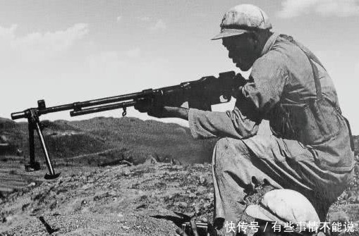 机关枪|上甘岭战役他荣立特等功，秦基伟看到他的事迹后，热泪盈眶