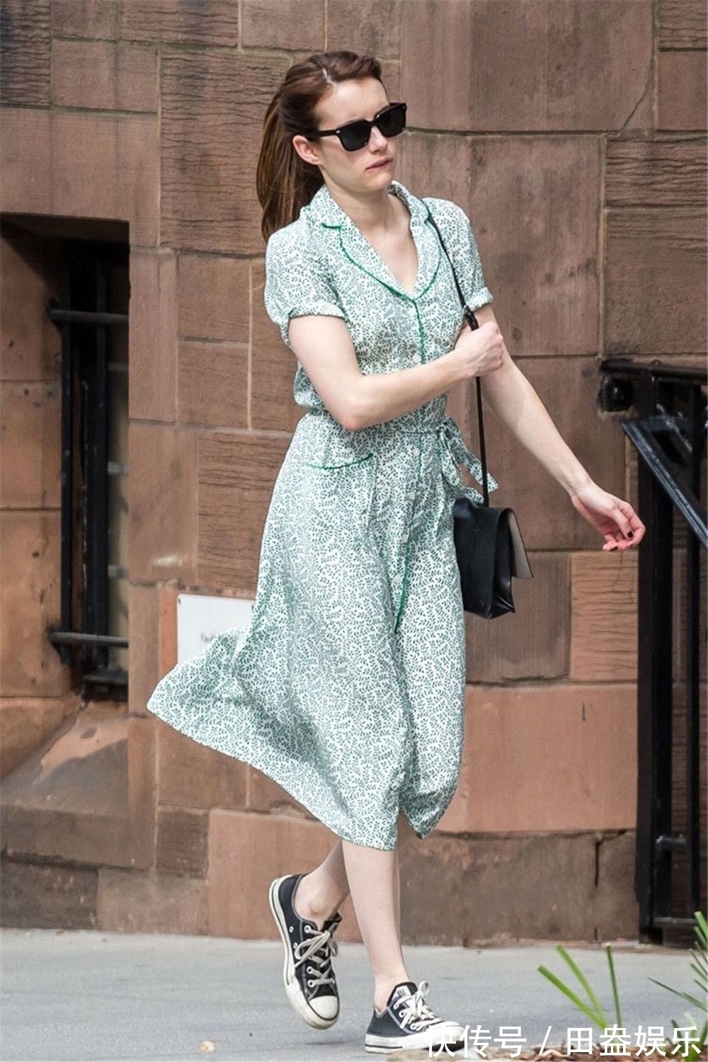 气质 女人过了40岁,如果不差钱,夏季建议买这5种裙子,尽显优雅气质