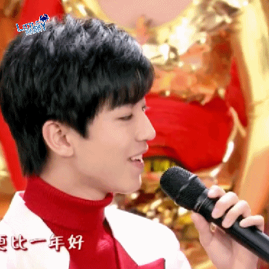 三小只第7次上春晚，王俊凯谈创新，易烊千玺彩排还看书，王源新造型惹关注