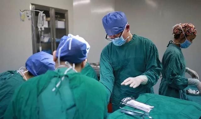 产科|产科男医生越来越多,接产时男医生会避开产妇隐私吗这些要了解