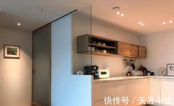 置物架|套内74㎡的样板间,买来做一家三口的新房!双L型的柜体,超可爱