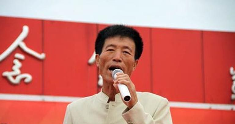 星光大道走红的马广福,上完春晚就回家种地,这才是真的农民歌手