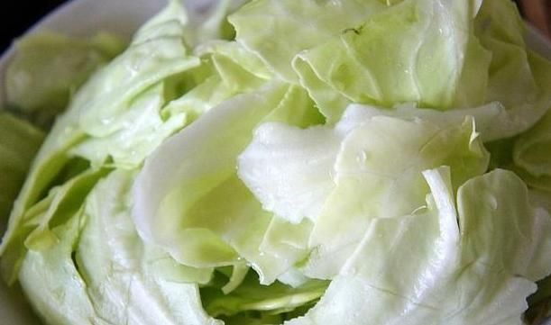 胡椒|女人常吃这碱性菜,大肚子变小,皮肤更白皙,头发越来越乌黑亮丽