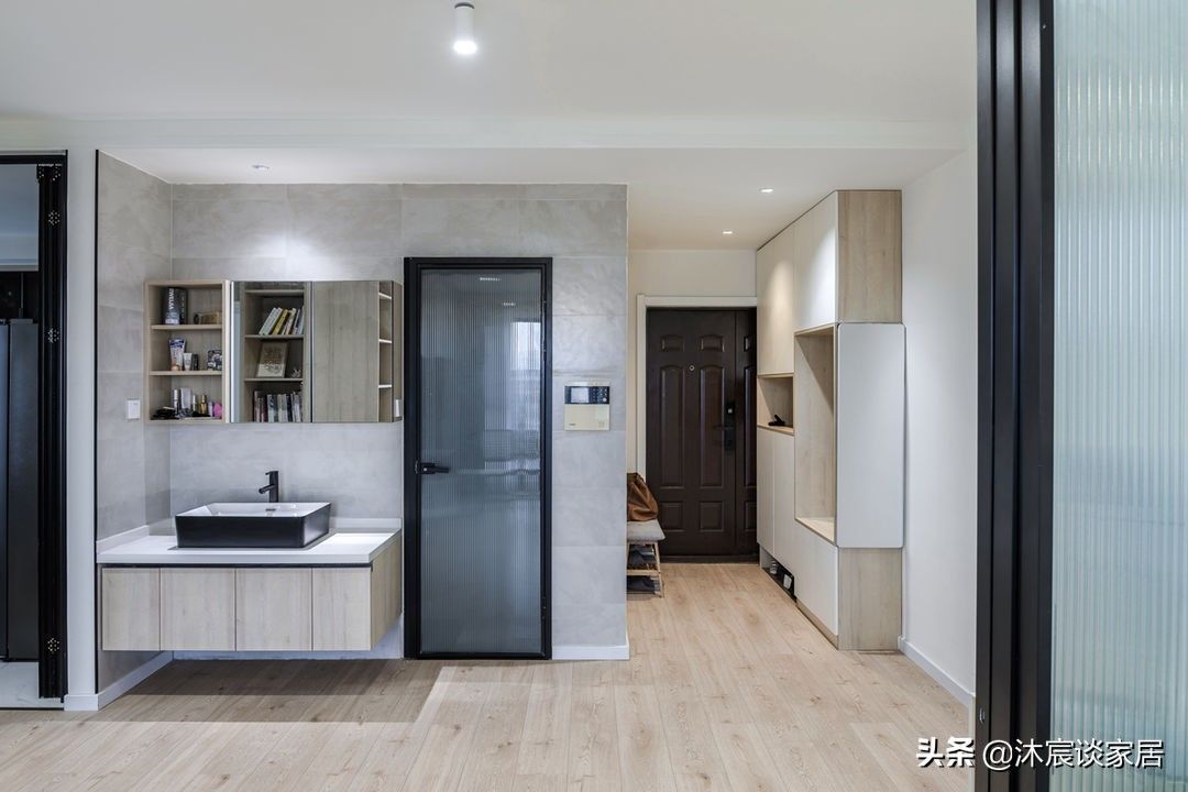 沐宸|奇妙的折叠门,用在家里这么实用,她家这样装修,敞亮通透又大气