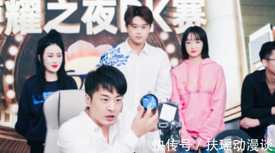 直播间|直播带假货最高判10年，辛巴实控公司曾被罚90万，薇娅身价90亿