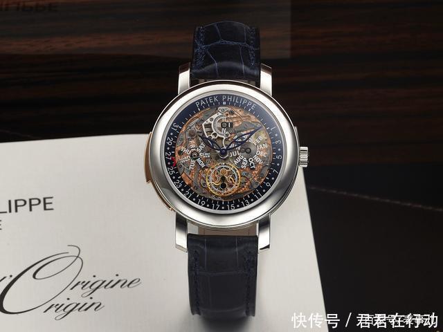 张康阳戴了什么表400万的百达翡丽,而且是镂空三问万年历!