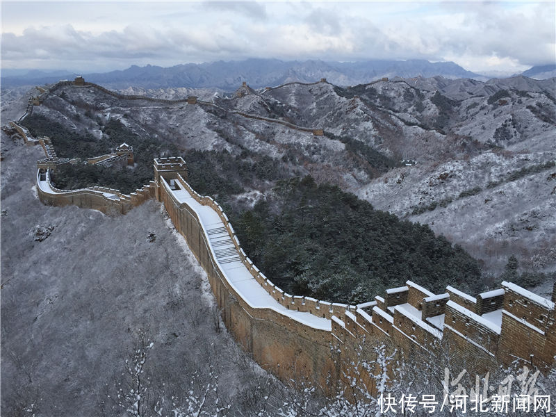 河北滦平县金山岭长|河北滦平：雪后长城更壮美