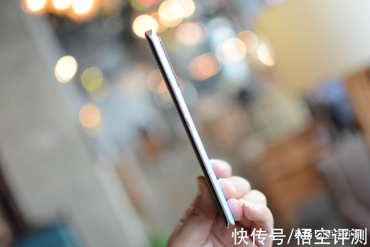 双曲面屏|不顾保密协议?小米Civi真机图片爆出:首款女性专属手机来了
