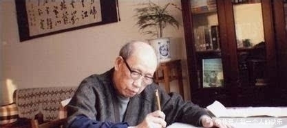 被判|李作鹏被判17年,出狱后妻子不愿陪同,女儿女婿摆地摊起家,后成大富商