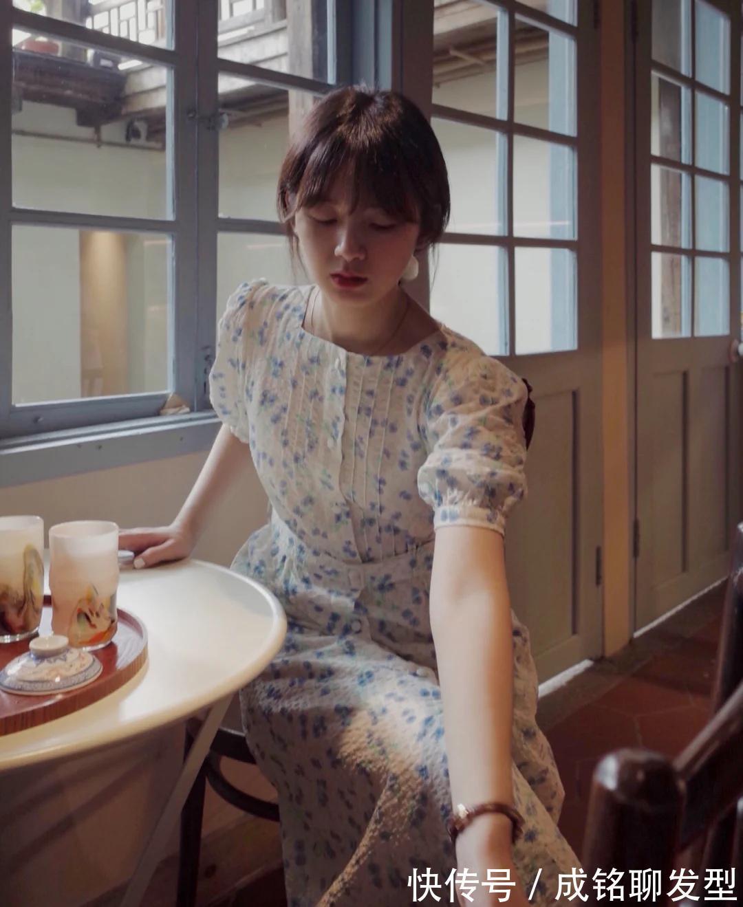 搭配|霸榜整个春夏的“泡泡袖”,依然是流行单品中的佼佼者,时尚大气