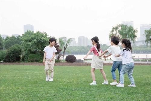 家长们|花十多万补课,孩子成绩不升反降?暑期快到了,那些补课的坑别踩