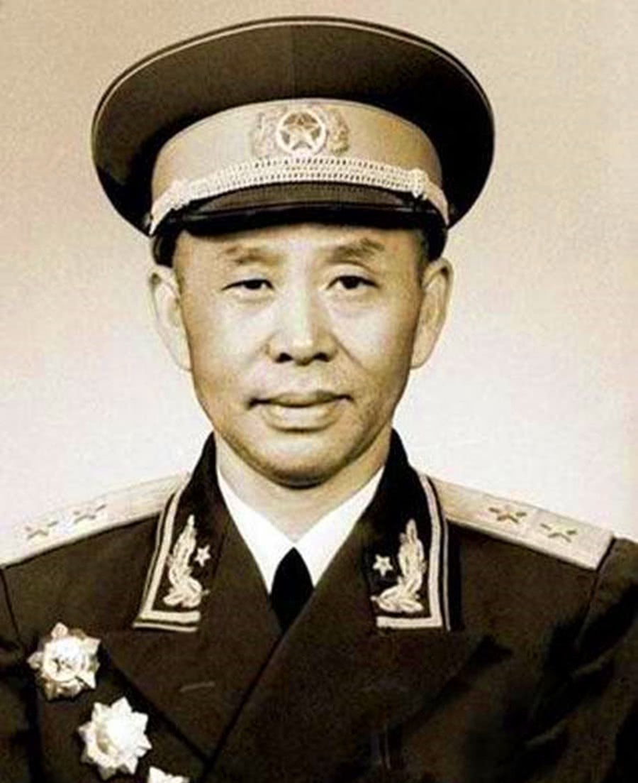 军区|解放战争全面爆发时,华中军区辖四个军区,司令员都是谁?