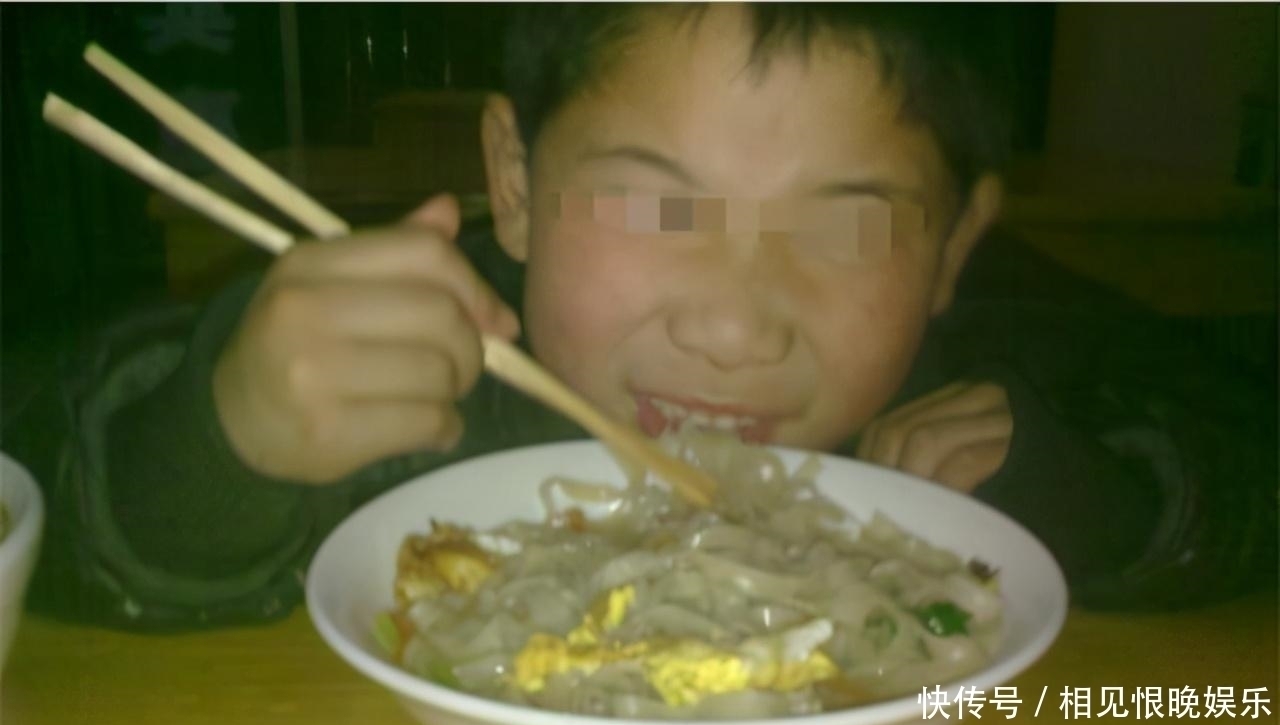 熊孩子|这碗“毒面条”已坑惨了许多孩子,家长要反思,别让爱涂上砒霜