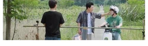 刘晓邑|黄渤爆料张艺兴感情状态，委婉催婚情商高，比黄磊孙红雷都要内敛