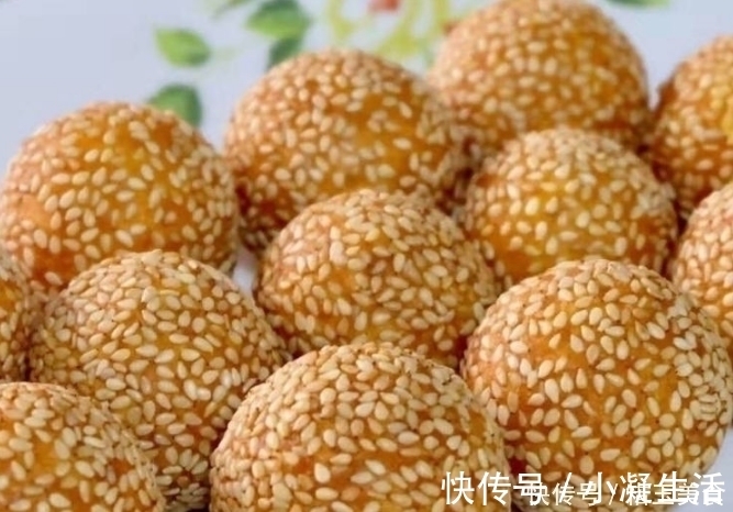 原材料|一碗糯米粉,不放一滴水,做家人爱吃的早餐,喷香诱人,上桌抢光