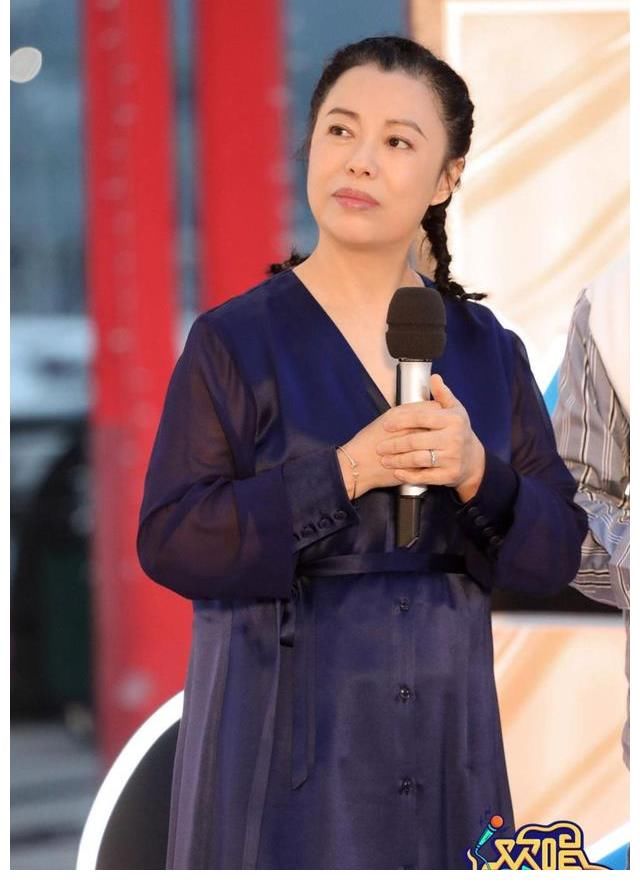 《欢唱大篷车》周六晚“乘风破浪”而来，黄绮珊实力开唱点亮青岛海上“灯塔”