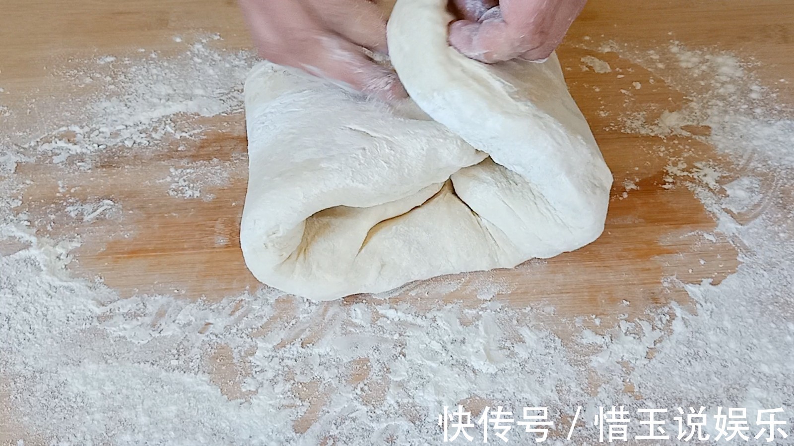 馒头不再出去买了，铁蛋儿教你简单做法，个个蓬松宣软又好吃