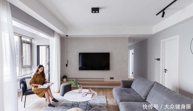 收纳|难怪“横厅”结构的新房,越来越受欢迎,看了她家才知道有多爽!