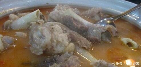 水煮过的猪|猪骨汤的九种做法, 每种都养胃暖身, 方法简单!